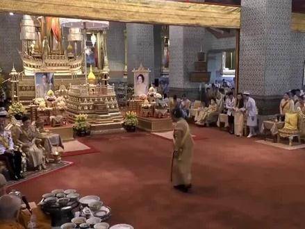 从泰国王室的册封仪式上,看王室森严的等级,和隐秘的权力争斗 #泰国王室