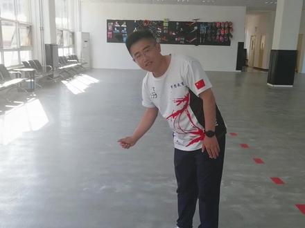 室内轮滑场馆地面用什么样的材质##轮滑 #少儿运动