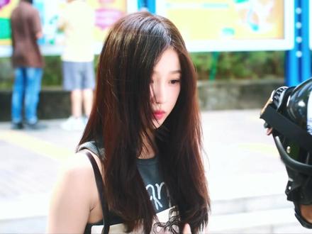 我宝宝发型不能乱#虞书欣#双轨#姜暮