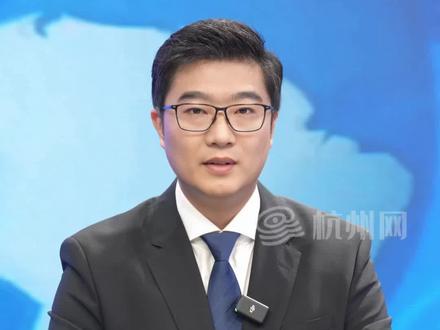 #南京导航集体失灵 原因公布:本次干扰精准针对北斗、GPS民用频段。北斗军用频率完全未受干扰。(扬子晚报)