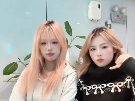 喂 妹妹出来游泳吗 有哥哥∽#对口型 #甜酷 #绿茶vs御姐 #母女舞蹈 #姐姐平时都化这么浓的妆吗