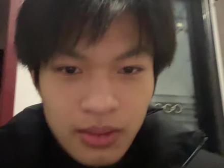 哇塞,富婆哦!这个语言。让我感到那么一丝丝的诡异了 !