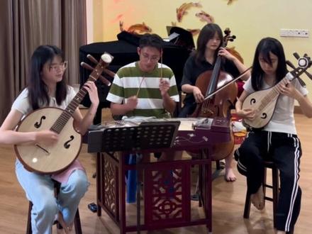 当一群华乐朋友聚在一起玩歌🇲🇾
陈土豆@陈土豆 @沈虫虫 |Ms. Potato
#民乐 #民族乐器 #陈土豆 #MsPotato #华乐