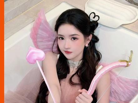 #王玉雯敖瑞鹏在和平精英搞抽象 #敖瑞鹏 #王玉雯 大家就这么在茫茫娱乐圈中,找打了隐藏其中的老抽家