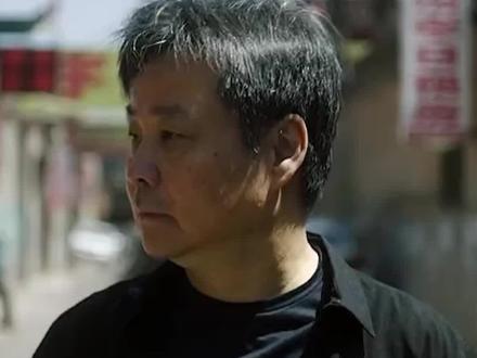 年轻人不能没有余华,每次都能在余华老师的回复中学到东西!#余华说年货也可以是书 #一个文学的午后 #余华喊你来给书友送年货