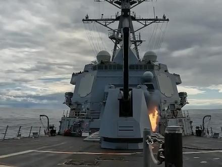 伊朗要求美国撤军,特朗普拒绝接受,派兵计划夺岛,中国成为赢家