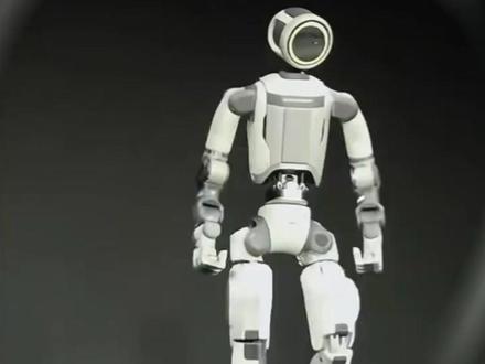 最强牛马!波士顿动力Atlas机器人它来了! 波士顿动力的 Atlas 真的太聪明啦!
完全不拘泥于模仿人类动作~
头、身体、手臂都能360°自由转动
用“超能力”轻松搞定各种任务,简直最强牛马!~🤖💕
AI越来越强大,大家觉得我们的未来该期待还是害怕?
#CES #波士顿动力 #波士顿机器人