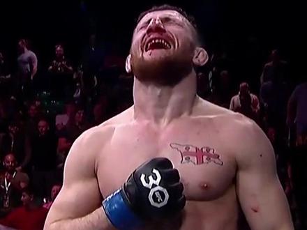 梅拉布无限体能输出,50-45碾压局判定战胜彼得-严!#UFC