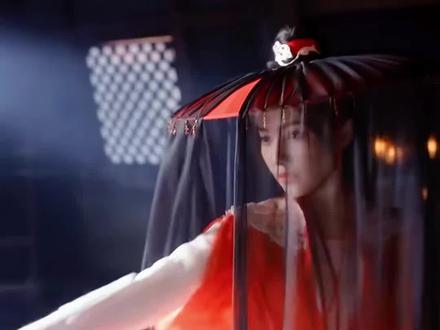 辛邪庄两大狠人师姐妹,一个吊官员一个吊师父,专治各种不服 #佳偶天成 #任嘉伦 #王鹤润 #影娱热点团 #辛湄