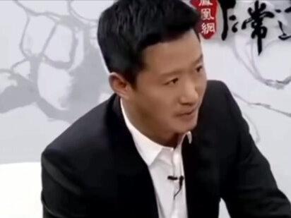 主持人都快憋不住了吧#采访名场面