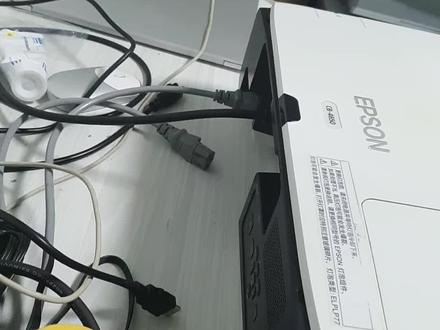 爱普生4650,
5200流明