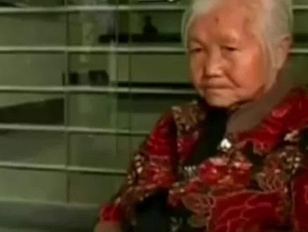 存了60年的5万元,银行却只给了50元,银行:我们按规定赔付的! #社会百态 #真实事件