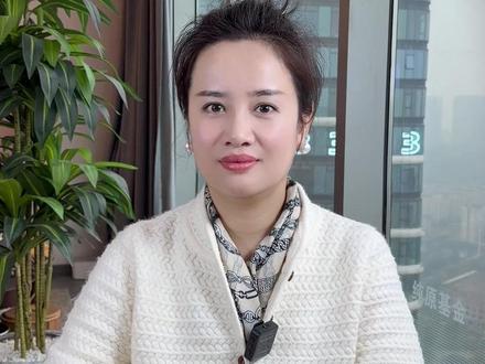 特斯拉审厂落幕,7家核心供应商确定 本期纯原从投研到交易的两个视角出发,为大家解读近期特斯拉人形机器人的7家核心供应商,希望能对您有所帮助~#特斯拉 #机器人 #股市 #零距离看懂财经 #燃起来了大国重器