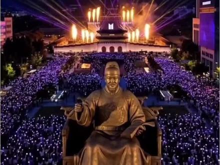 韩国出行预警!BTS回来了!光化门全线封路
BTS全员合体!BTS回归首秀就在光化门!
公演时间: 3/21(周六)20:00
交通管制:
世宗大路全线封路: 周五晚到周日早上,千万别开车!
地铁过站不停: 周六下午到晚上,光化门站、景福宫站、市政厅站地铁不停车!建议提前一站下车走过去。
#BTS #防弹少年团 #光化门 #首尔生活 #韩国旅游