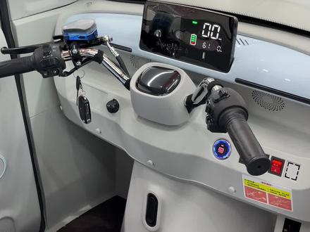 雅迪新款EV306,按键操作详解
#安阳雅迪 #雅迪电动车 #雅迪三轮车 #全封闭三轮车 #全包三轮车