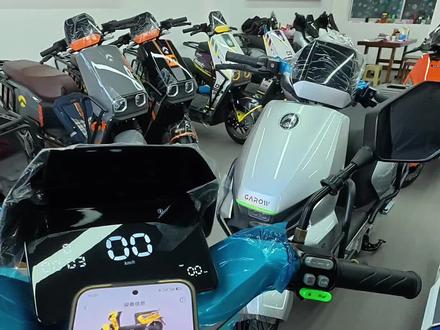 快闪plus650有哪些功能#金箭电动车
#金箭快闪 #同城热点 #外卖小哥 #智能车