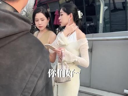 我和妈妈最美的合照。#神颜发现计划 #抖音蓝海计划 @夏思齐@刨根问底土豆豆