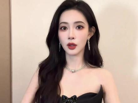 真的狂接孟姐这事业运,孟姐一路火力全开#孟子义 #孟子义新剧一手摘星一手捶地官宣 #娱乐