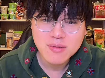 什么?小满过年要跟狗哥回家?😂#梦幻西游风少 #狮心会 #过年 #回家过年 @疯少 @铁甲依然在 @于二