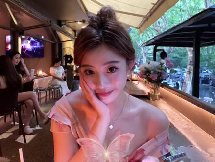 这个世界不会对漂亮的女人太绝情
