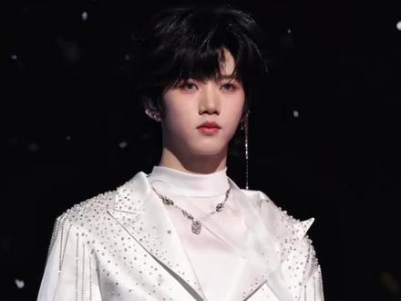 神的孩子在唱歌 海妖的吟唱#张函瑞 #主唱 #时代峰峻 #荣耀之战 #lovely