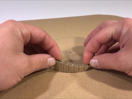 在家可以玩的纸板钓鱼游戏,看看是如何制作的?