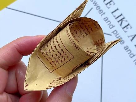 小时候折的快艇,还会折吗?#幼儿手工折纸 #折纸 #折纸船 #折纸玩具 #幼儿折纸 #幼儿手工