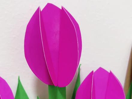 女神节手工|用卡纸DIY郁金香花束💐~
生活需要仪式感💐,礼物自己动手才够心意
一起来DIY节日花束吧!
#创意手工 #幼儿园手工 #亲子手工 #DIY花束 #女神节