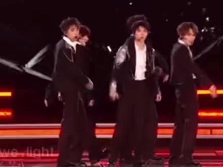 鸿蒙星光盛典 时代少年团