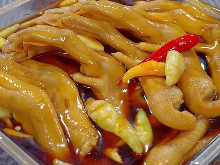 酸辣泡鸭脚做法! 好吃到连骨头都不想放过的酸辣泡鸭脚是怎么做的呢?详细做法来咯! #鸭脚 #酸辣泡鸭脚 #广西酸嘢 #酸嘢培训 #沐东酸品凉拌菜