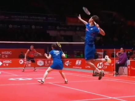 有一种收吊叫做渡边勇大式收吊#羽毛球 #羽毛球精彩片段 #羽毛球比赛 #渡边勇大东野有纱