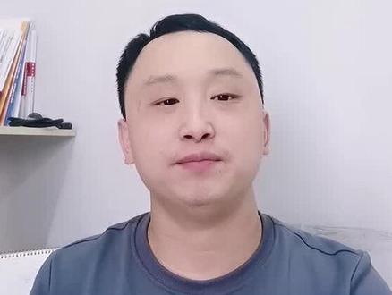 主板详细介绍,CPU主板如何搭配呢?
#电脑配置 #电脑 #主板 #华硕主板 #吹雪