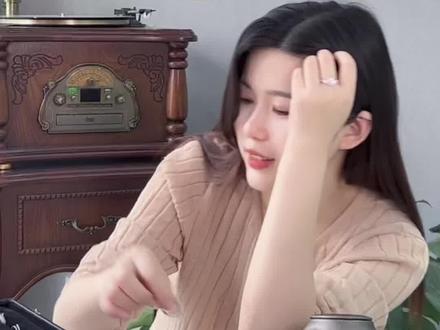 求婚戒指,结婚钻戒,对戒,傻傻分不清楚!
#求婚戒指#结婚戒指#对戒#钻戒定制