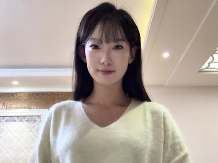 投放本地推,提示未完成对公认证或存在违规风险,该如何处理? 开通抖音来客以后,投放本地推广告,遇到下列两种情况该如何处理:
第一种:当前推广的商家存在违规风险,暂不支持使用本地推进行推广。
第二种:你的店铺还没有完成对公认证,请前往【抖音来客pc端-资质中心】 补充。
遇到这两种情况,商家该如何处理?先点赞收藏,按步骤操作,只需两步就可以轻松解决。
第一步,打开网页版抖音来客,在店铺管理下找到资质中心。
第二步,在资质中心,找到主体认证,上传营业执照法人实名的银行卡号,银行预留手机号,输入验证码验证就可以了。
验证通过后,就可以直接投放本地推广告了,不会再收到违规提示了。#投放本地推 #本地推投放 #投放本地推存在风险怎么办 #投放本地推失败怎么处理 #投放本地推教程