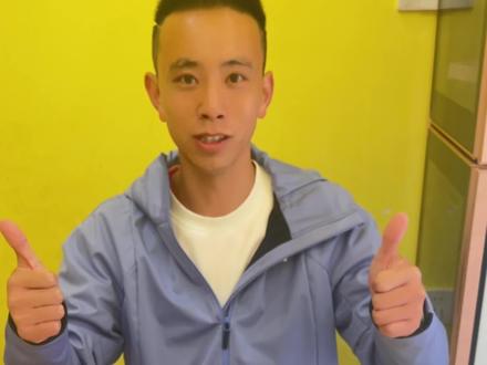 台州马拉松完赛包领来了,看看我的包里都有哪些东西?#台州马拉松 #奖牌 #比赛现场 #完赛包 #浙江dou知道