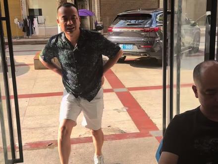 成功又忽悠了羊癫癫#搞笑 #反转