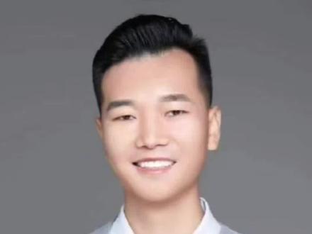 股权分红可以按照以下六个关键步骤! 在公司进行股权分红时,可按照以下6个关键步骤,有序推进:
第一、明确目标
第二、确定对象
第三、确定数量
第四、确定分配额度
第五、设置考核机制
第六、签署协议
#股权分配#股权分红#股权分红机制#股权设计#股东分红方案