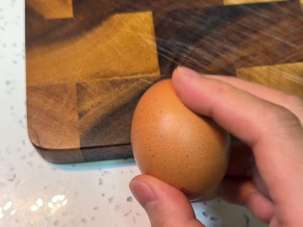 看惯了网上高贵的生活 来看看普通人的晚餐: 外边大几十一碗的卤肉饭,在家自己做成本15块吃到爽!解锁老吃家进阶神仙吃法,米饭裹满肉香,这一口抽耳光都不放手!#卤肉饭 #青年创作者成长计划 #满级吃商指南 #抖音年味争霸赛 #谁懂这一口的好吃程度