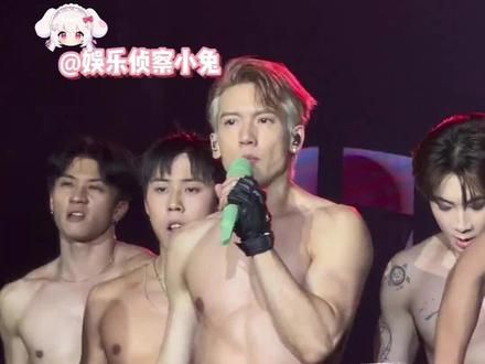 你说这是45岁#英皇 #关智斌 #演唱会 #万万没想到