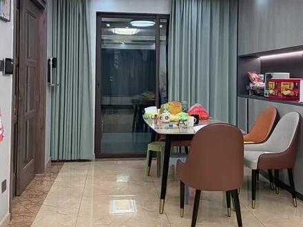 暖暖我跳的好看吗,我练习了很久了,快点夸我……