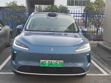 离车泊入如何暂停,遇到紧急情况应该怎么办。#尚界 #尚界h5 #鸿蒙智行 #智驾 #离车泊入