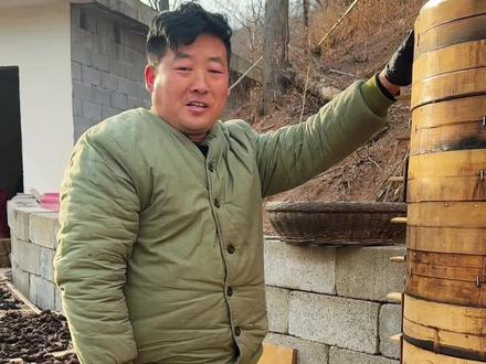 伏牛山九蒸九晒黄精茶第一蒸