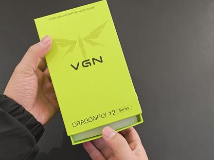 性能猛兽,旗舰三模,54芯片 #VGN #游戏鼠标 #VGN飞龙Y2 #游戏外设