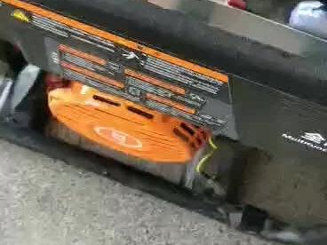 今天一起来看看怎么拆充电站的磁电机#发电机维修 #大疆充电站 #抖音小助手