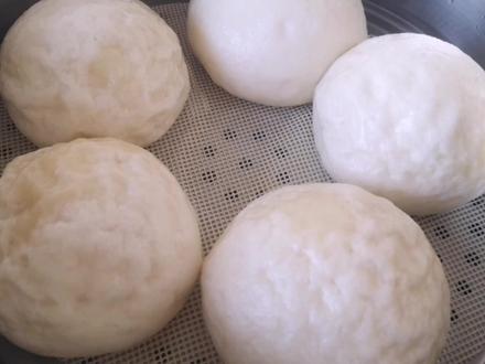 原本白白胖胖的大馒头出锅成这样!三招解决馒头回缩