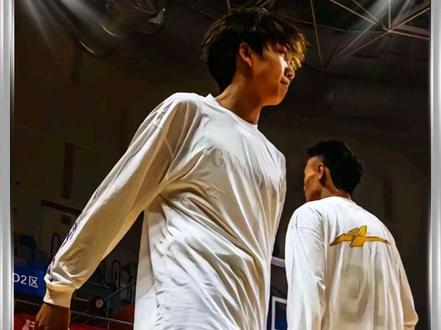 什么韩国双子星,柯冉赖益烨成功拿下中韩大战胜利,捍卫中国街球荣耀,但柯冉的篮球还有很远的路要走 #篮球 #柯冉 #柯冉赖益烨VS韩国双子星 #赖益烨 #篮球需要沉淀