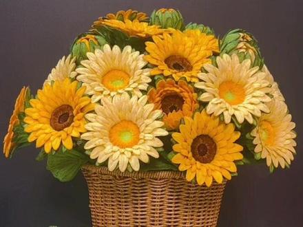 扭扭棒迷你向日葵教程 很多小伙伴都说折兔耳朵麻烦,所以改个不折兔耳朵的教程,#用扭扭棒制作花朵的教程 #扭扭棒的100种玩法 #简单手工花制作教程 #向日葵有个很好的花语 #好看的花一定要分享给你