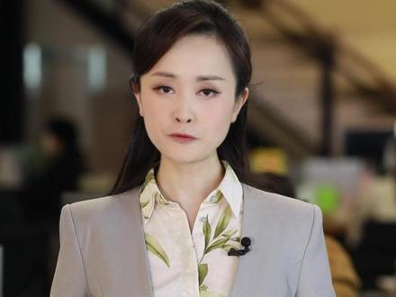 中国游客退订约50万张赴日机票,业内人士称:规模罕见!日本多名地方官员反对高市早苗修订“无核三原则”的企图:日本政府应坚守“不拥有、不制造、不引进核武器”的“无核三原则”的国策!#第1眼TV口说有屏