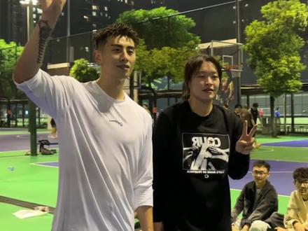 她才大二,兄弟们你们觉得她能不能打进职业嘛!(打的真好兄弟们别吝啬给点点关注)#张照洋