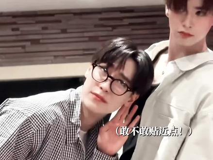 早期萌萌的两只 真的非常容易害羞! #juniormark #junior #markjrtn
